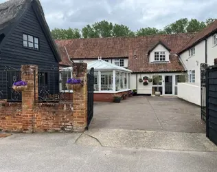 Allonsfield House - outside view of care home