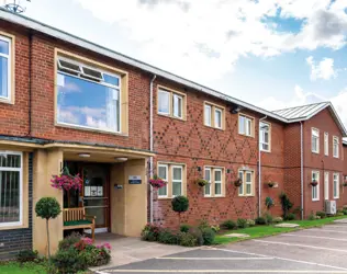 Linden Court - outside view of care home