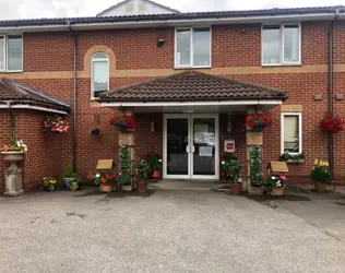 Pinxton Manor Nursing Home - outside view of care home