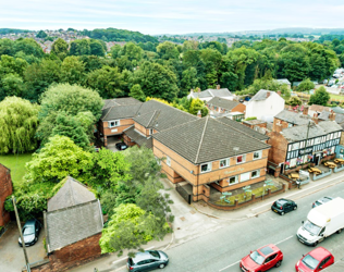 Chatsworth Lodge - outside view of care home