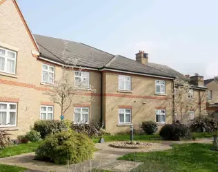 Puddingstone Grange - outside view of care home