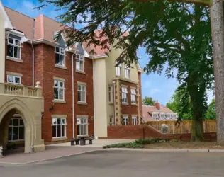 Foxholes Care Home - outside view of care home