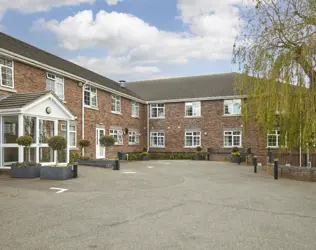 Woodbury Court - outside view of care home