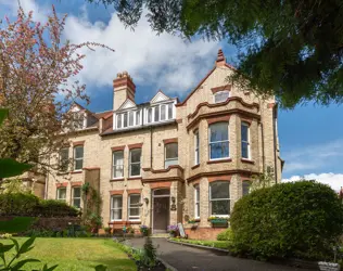 The Oaks - outside view of care home